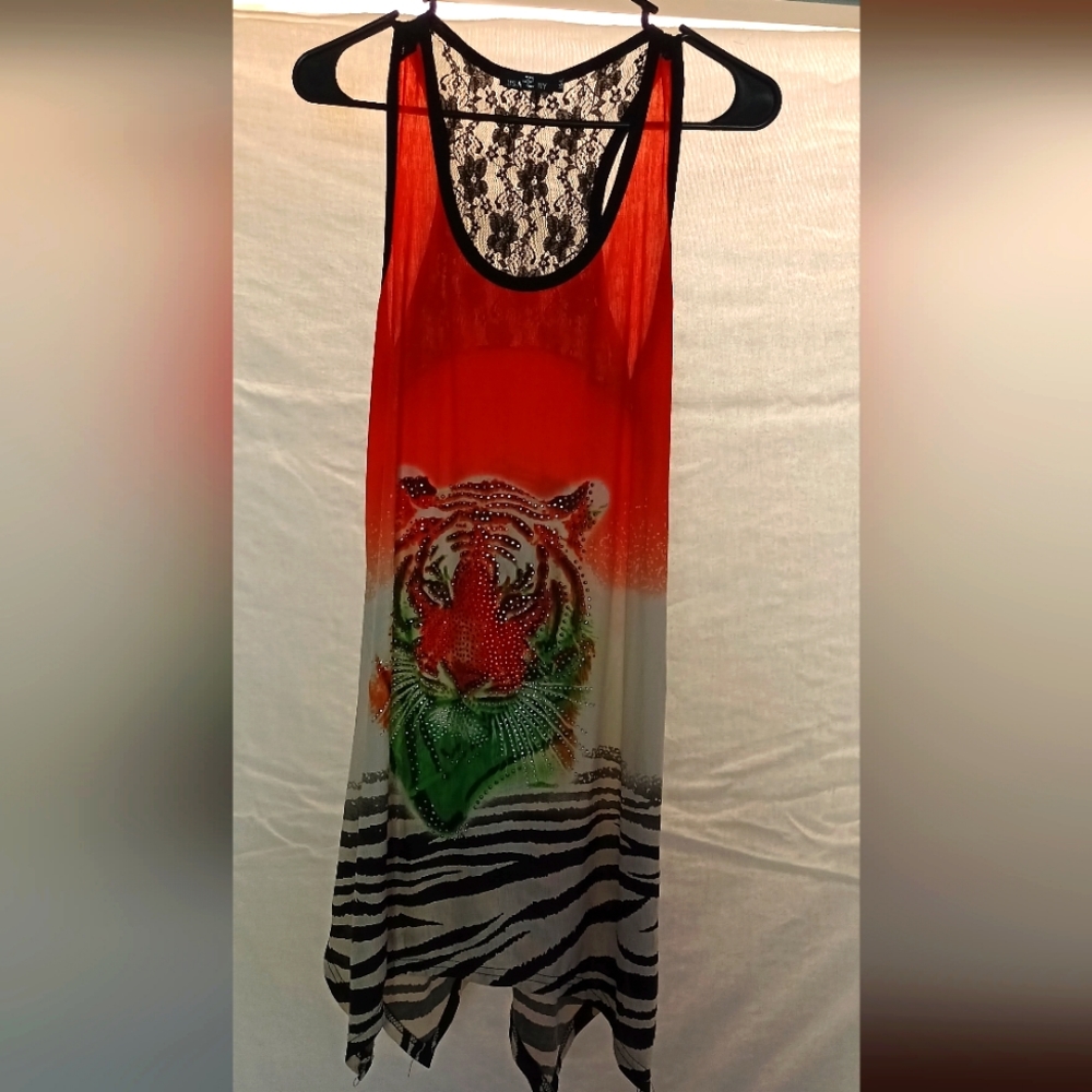 Tiger tank top size M/L